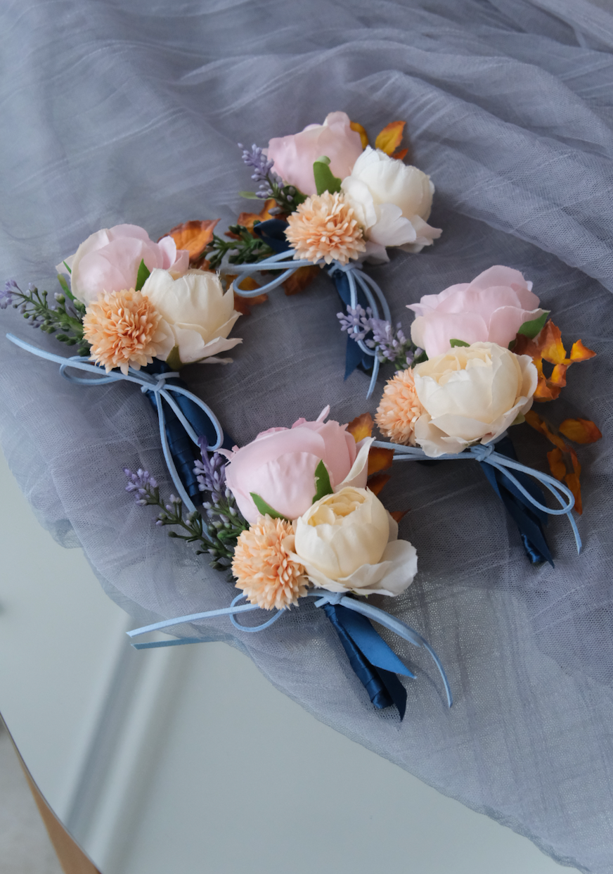 Boutonnieres & Wrist Corsages (Silk flower)