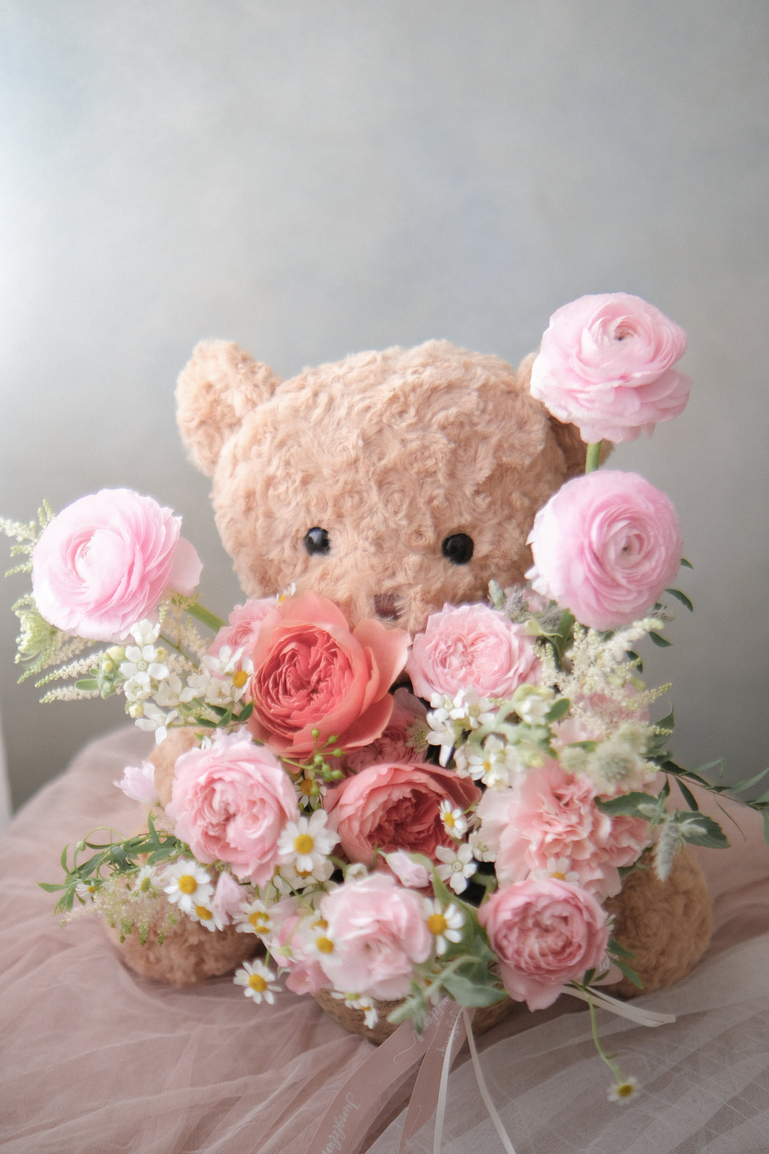 Teddy flower basket 熊抱花籃