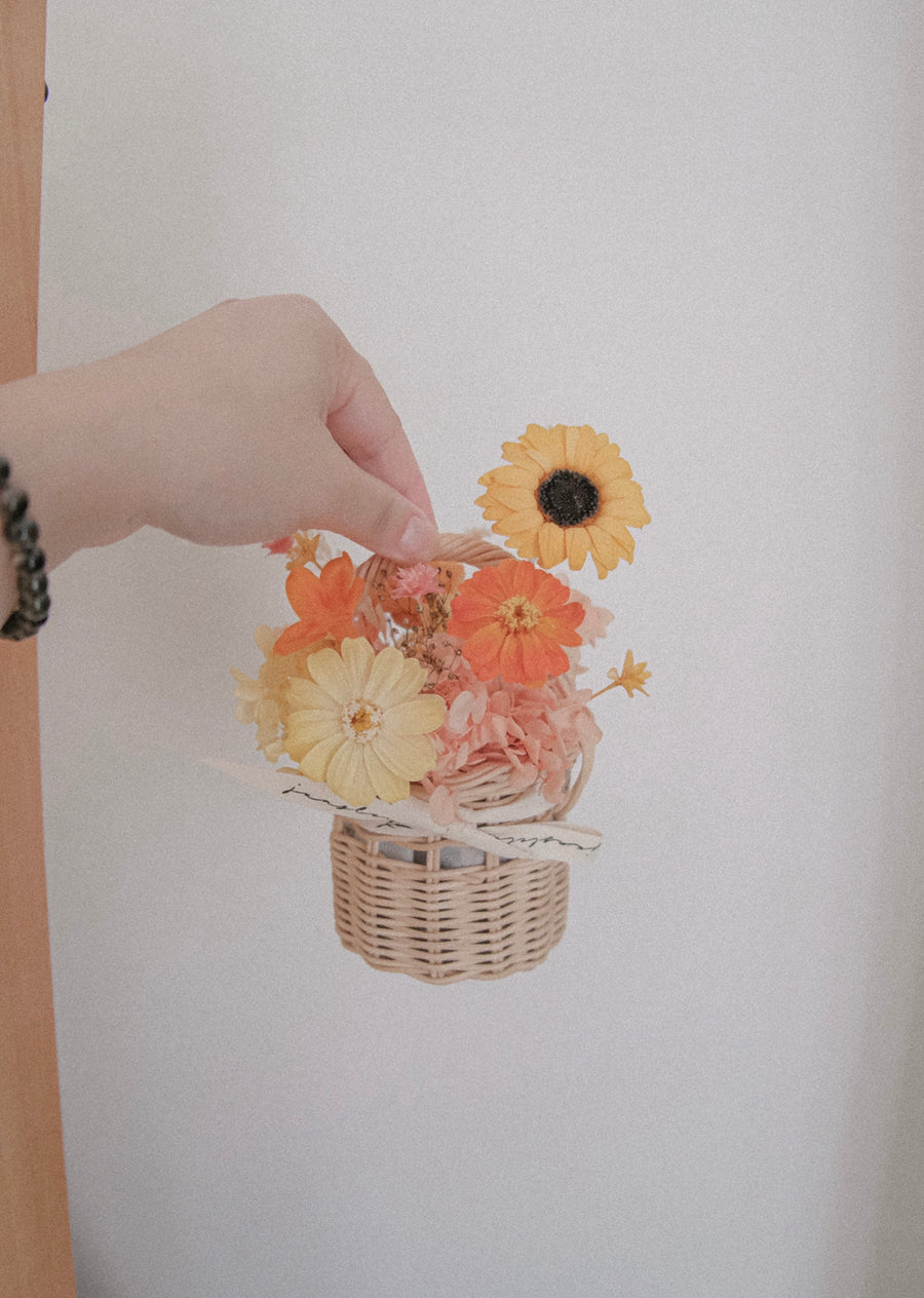 Preserved flower basket