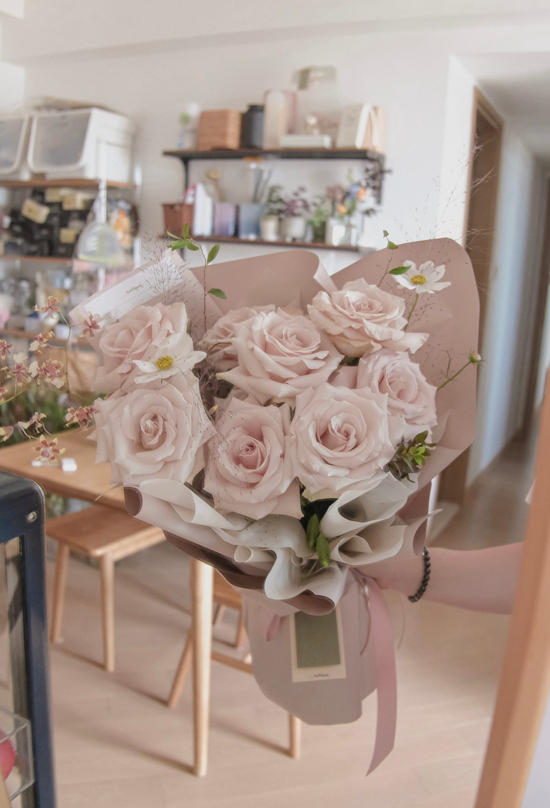 Quicksand Rose Bouquet